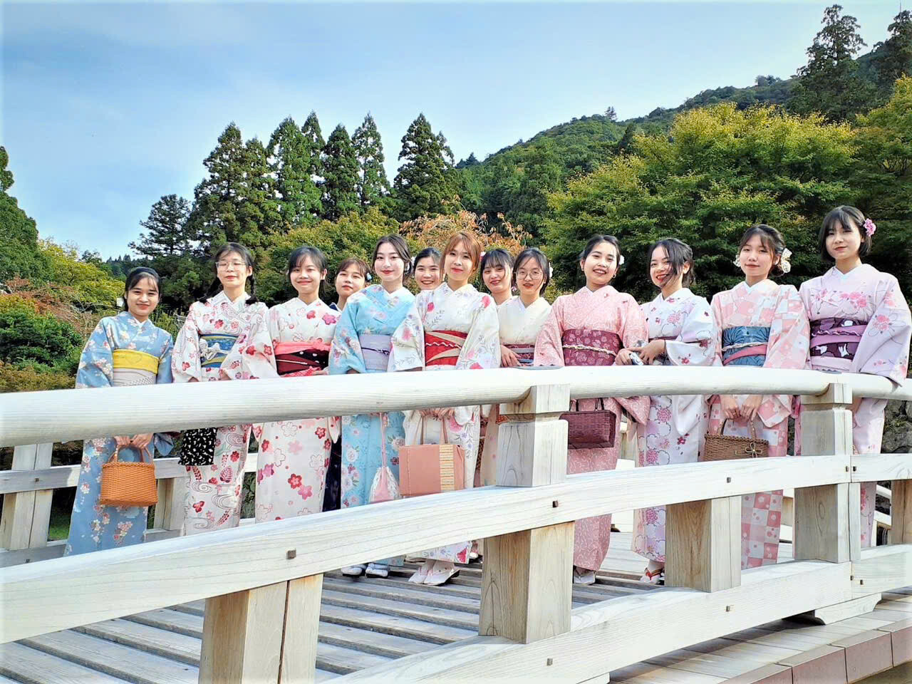 ảnh Truyền Thông Up Web